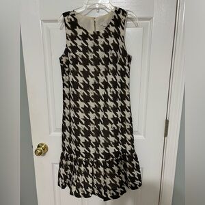 J Crew large houndstooth pattern midi dress in brown and cream.